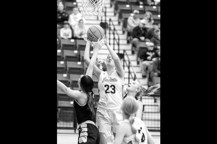 Lady Jackets head down familiar road