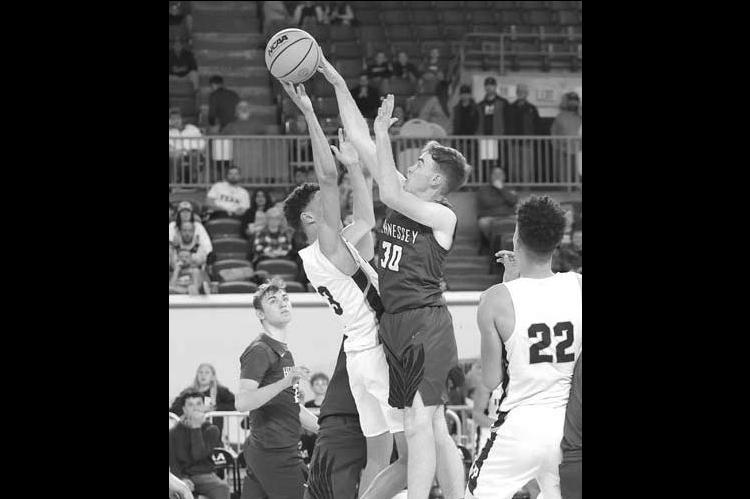 Late free throw lifts Pocola over Hennessey