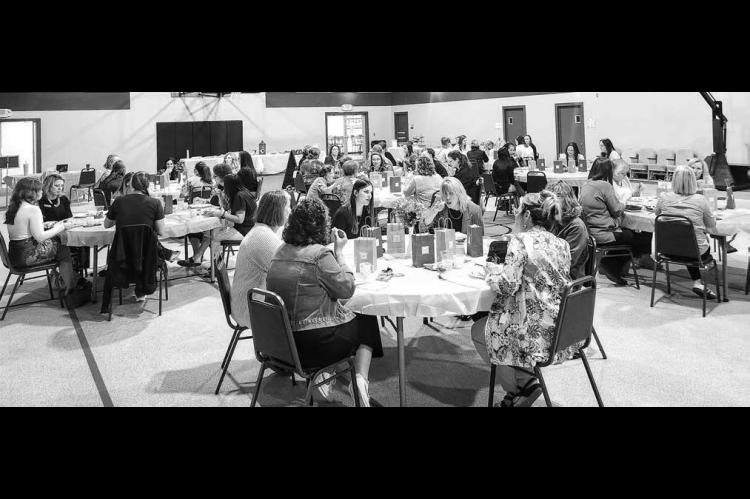 WOMEN IN BIZ 
