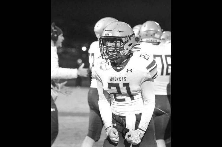 Jackets withstand late rally
