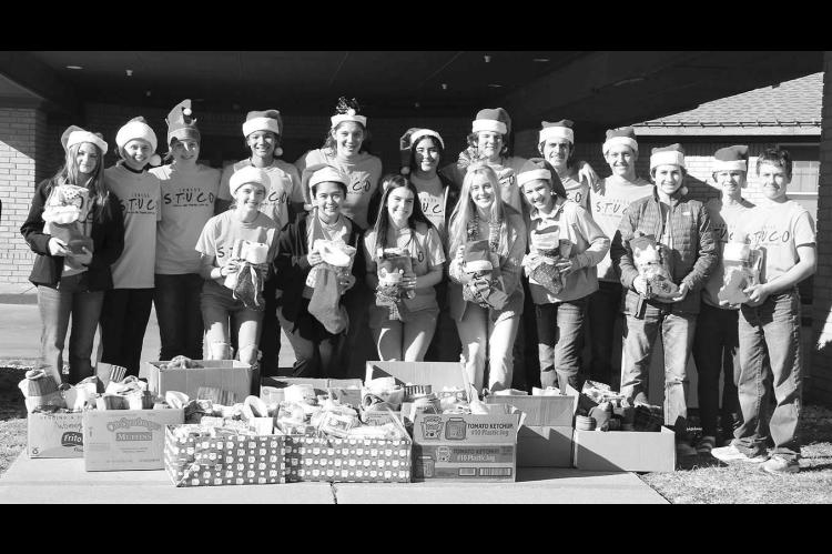 Lomega STUCO Spreads Holiday Cheer