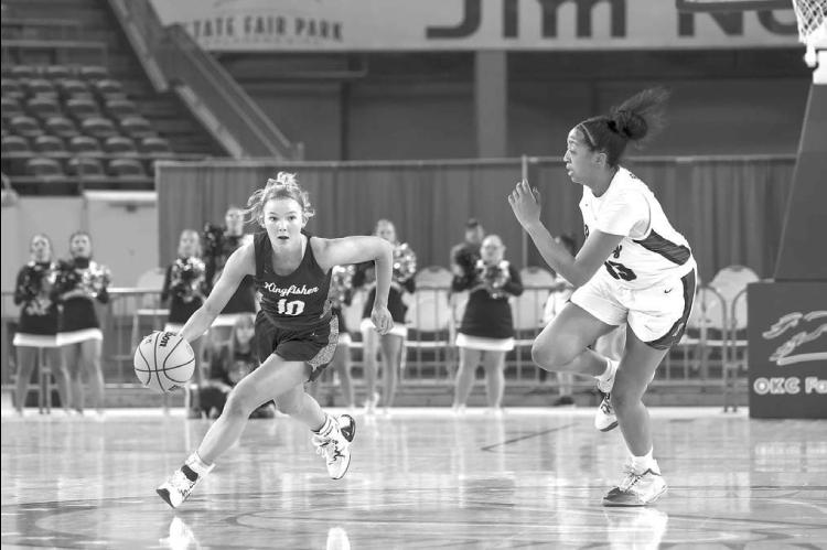 Lady Jackets’ expectations high in Young’s 3rd season