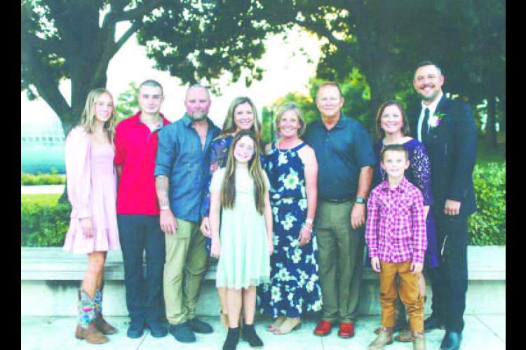 Reggie and Carol Redwine and their family