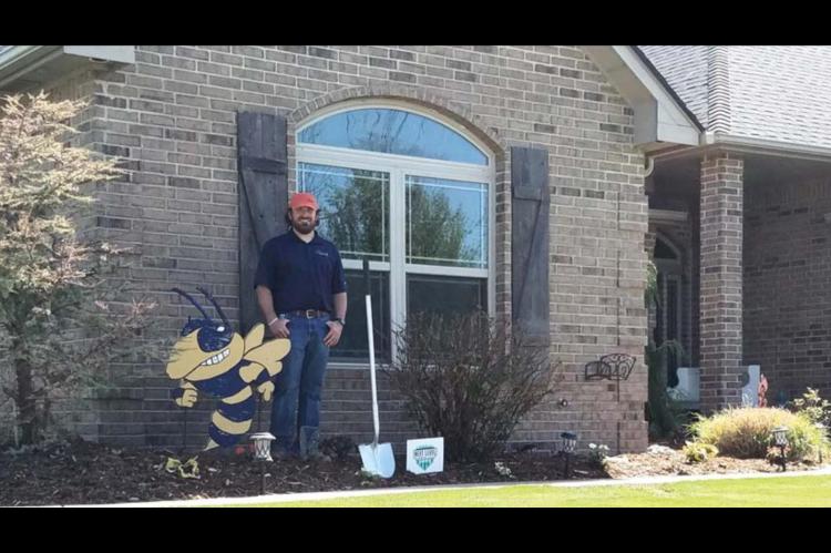 ‘Obsessive’ lawn care earns more than ribbing for season’s first Silver Spade honorees