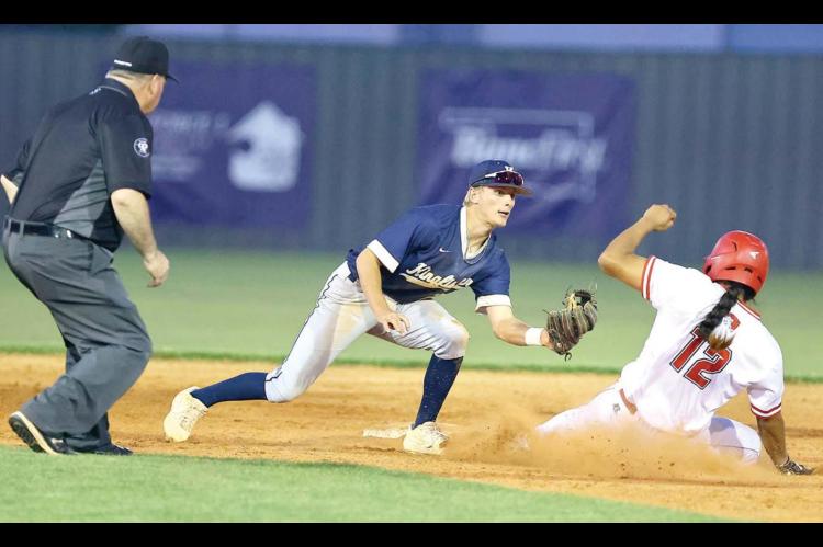 Late FTG rally stuns Jackets