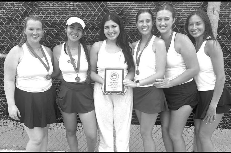 KHS tennis players collect hardware