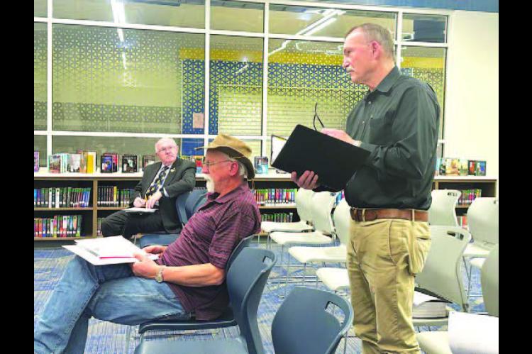 Auditor presents KPS board good report in annual visit