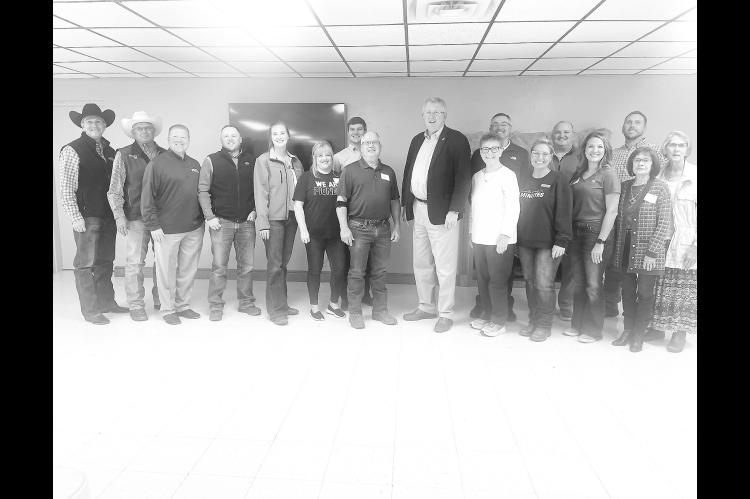 State cattlemen’s executive discusses present, future of industry with county leadership class