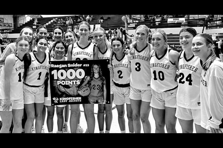 Snider passes milestone as KHS wins