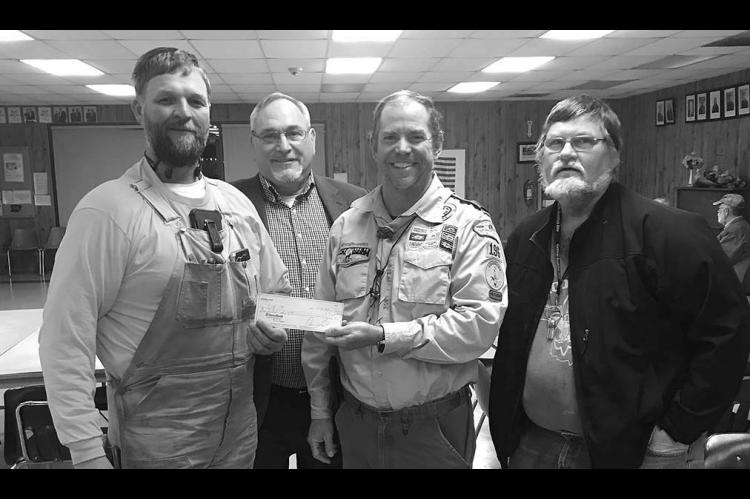 Masons donate to Troop 196
