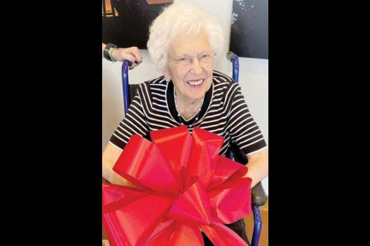 Philanthropist Dorma Hobbs dies at age 91