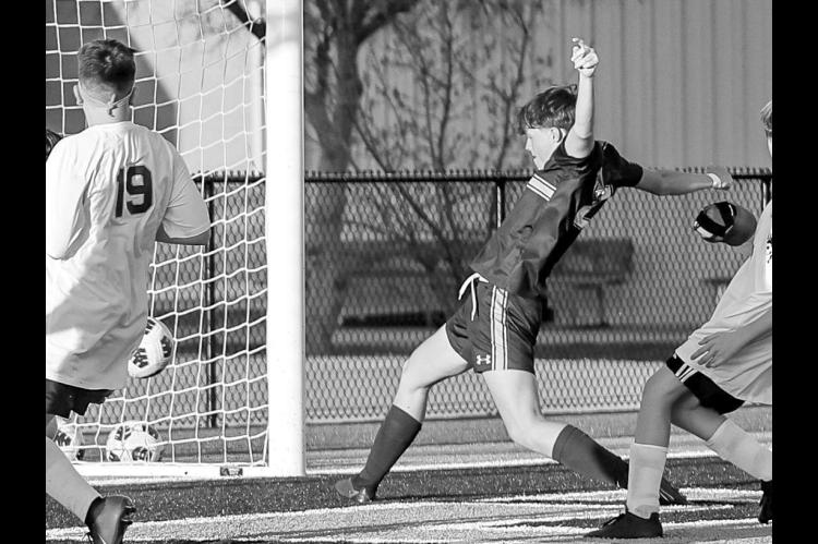 KHS crowns soccer king and queen
