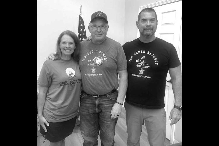 Non-profi t aids fallen offi cers’ families with Bahama getaway