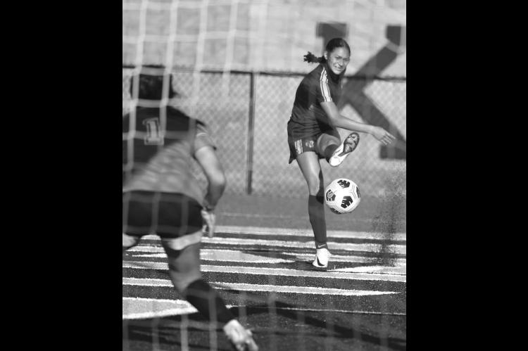 Lady Jackets Net 2 Wins