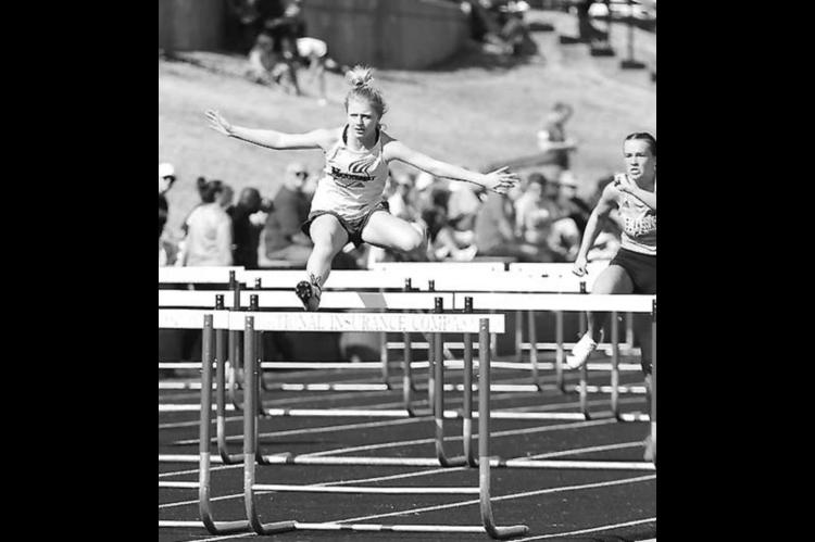 Barton, Lomega relays have strong regionals