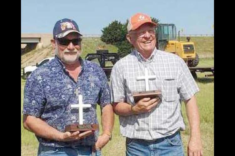 Okarche church erects cross at town entrance