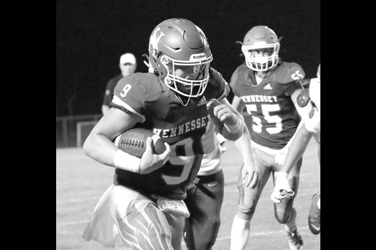 CCS overpowers Eagles, 38-13