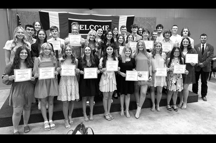 Elks honor county grads at honors banquet