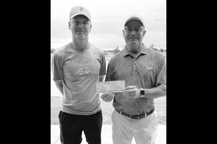 KHS golf programs donate to Kingfi sher Golf Course
