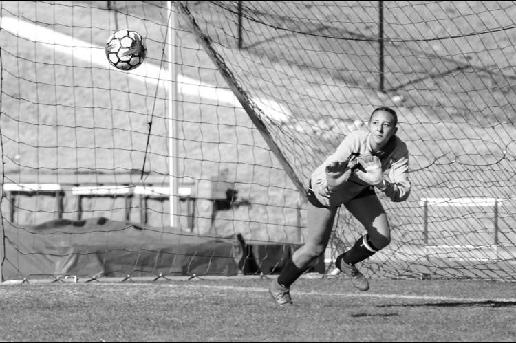 Lady Jackets grab 2 wins at OCS
